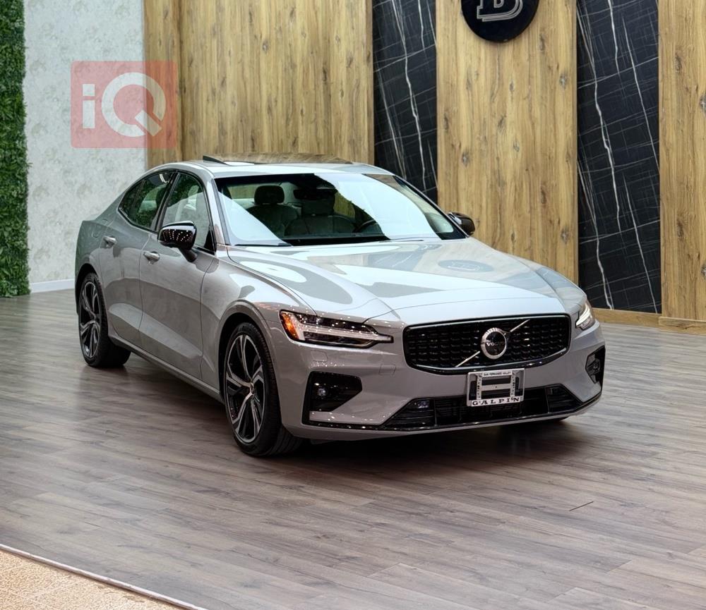 https://cdn.iqcars.io3de634af-e6e0-4dbe-8c15-58549e0b2273_0.jpg